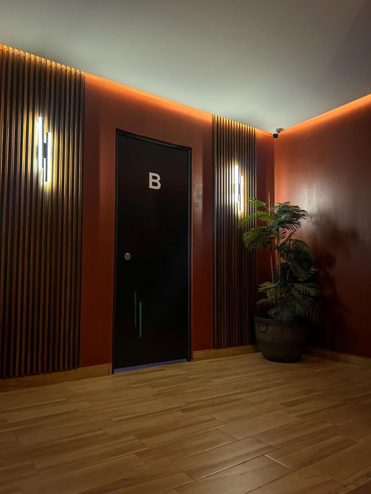 Spartacus Hostel Boutique For Men Puerto Vallarta Buitenkant foto