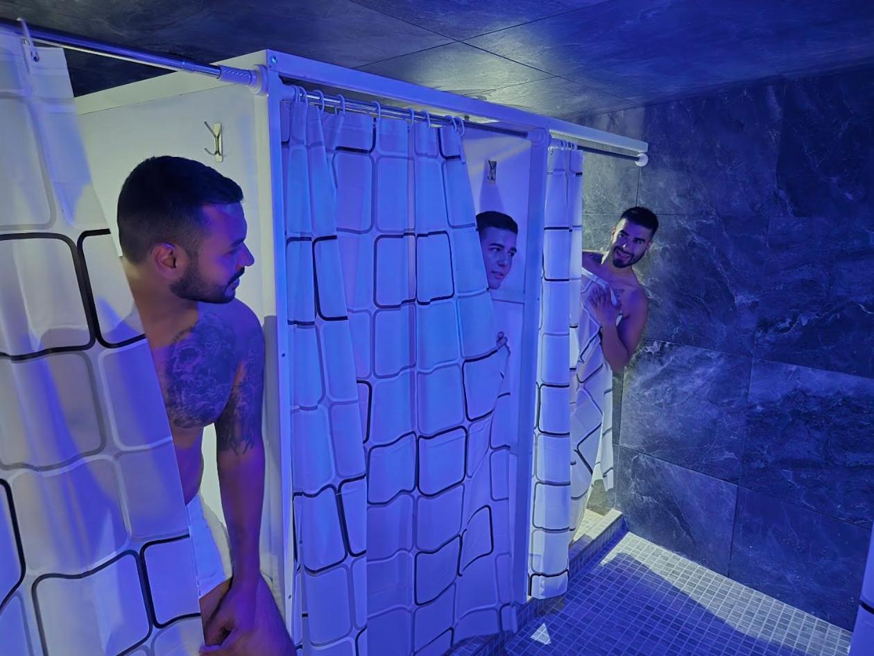 Spartacus Hostel Boutique For Men Puerto Vallarta Buitenkant foto